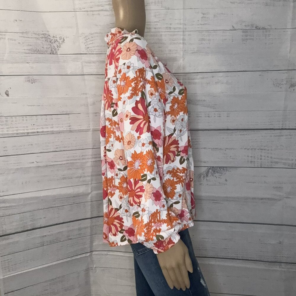 NWOT Floral Print Blouse - Picture 7 of 7